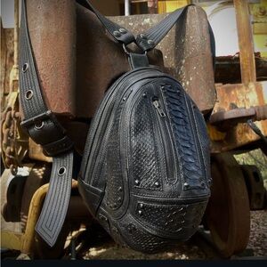 Black Textured Men's Sling Bag